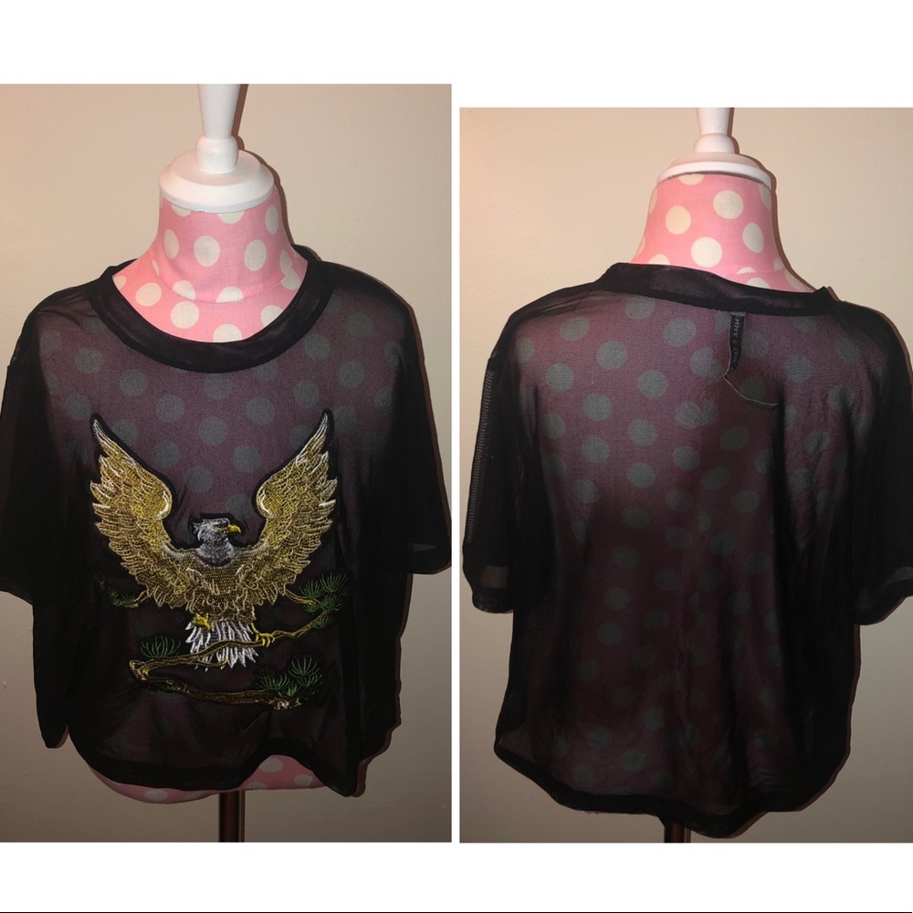 NWOT Emma & Sam Power Mesh Appliqué Crop Tee - Picture 4 of 8